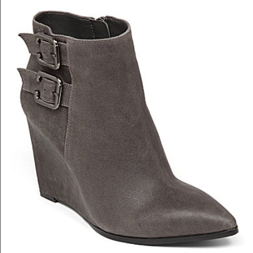 VINCE CAMUTO - Karmel